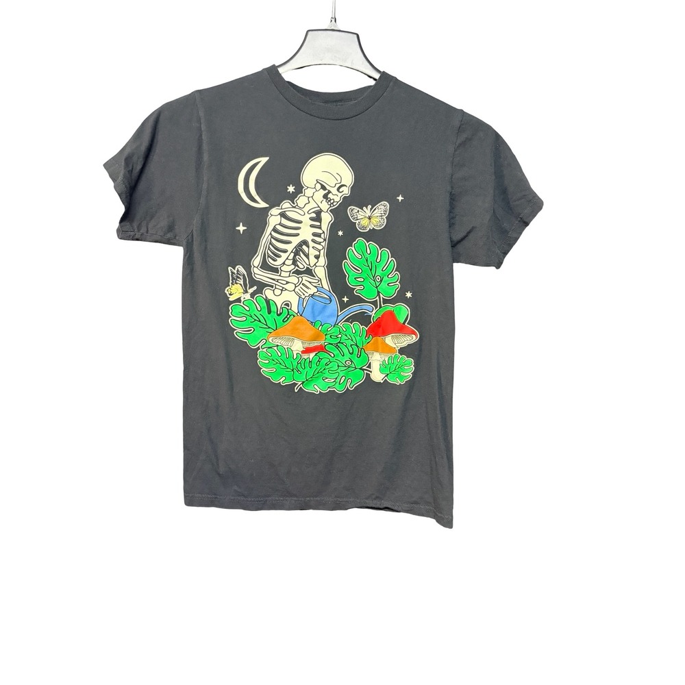 Bowery Supply Co Skeleton Gardening Graphic T-Shirt Medium Black Mushroom Goth